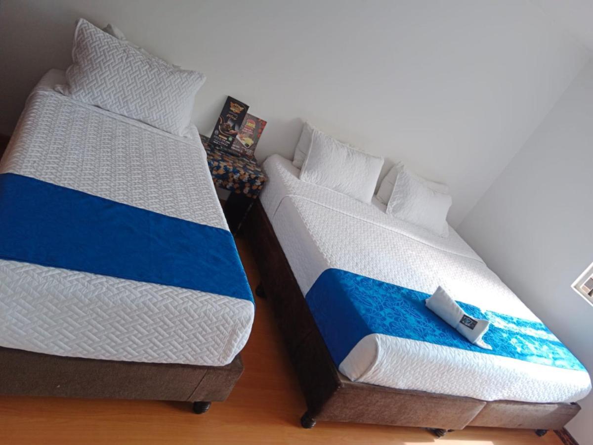 Hotel Blue Zafiro Богота Екстер'єр фото